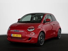 Fiat 500 - La Prima 42 kWh Pano Leder Stoelverwarming JBL Camera Apple CarPlay