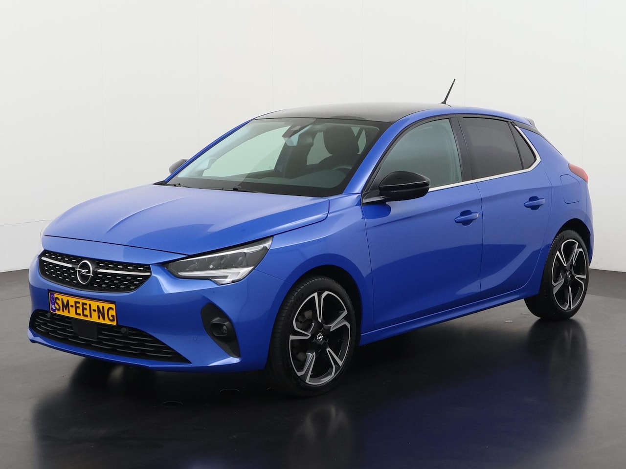 Opel Corsa - 1.2 Sport | Panoramadak | All-in 343,- Private Lease | Direct uit voorraad - AutoWereld.nl