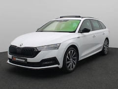 Skoda Octavia Combi - 1.4 TSI iV PHEV Sportline Business 204PK DSG Panoramadak, Parkeersensoren voor en achter,