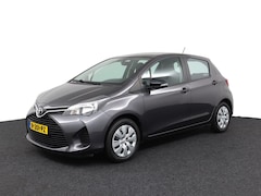 Toyota Yaris - 1.0 VVT-i Aspiration | Airco | Trekhaak | All season banden |