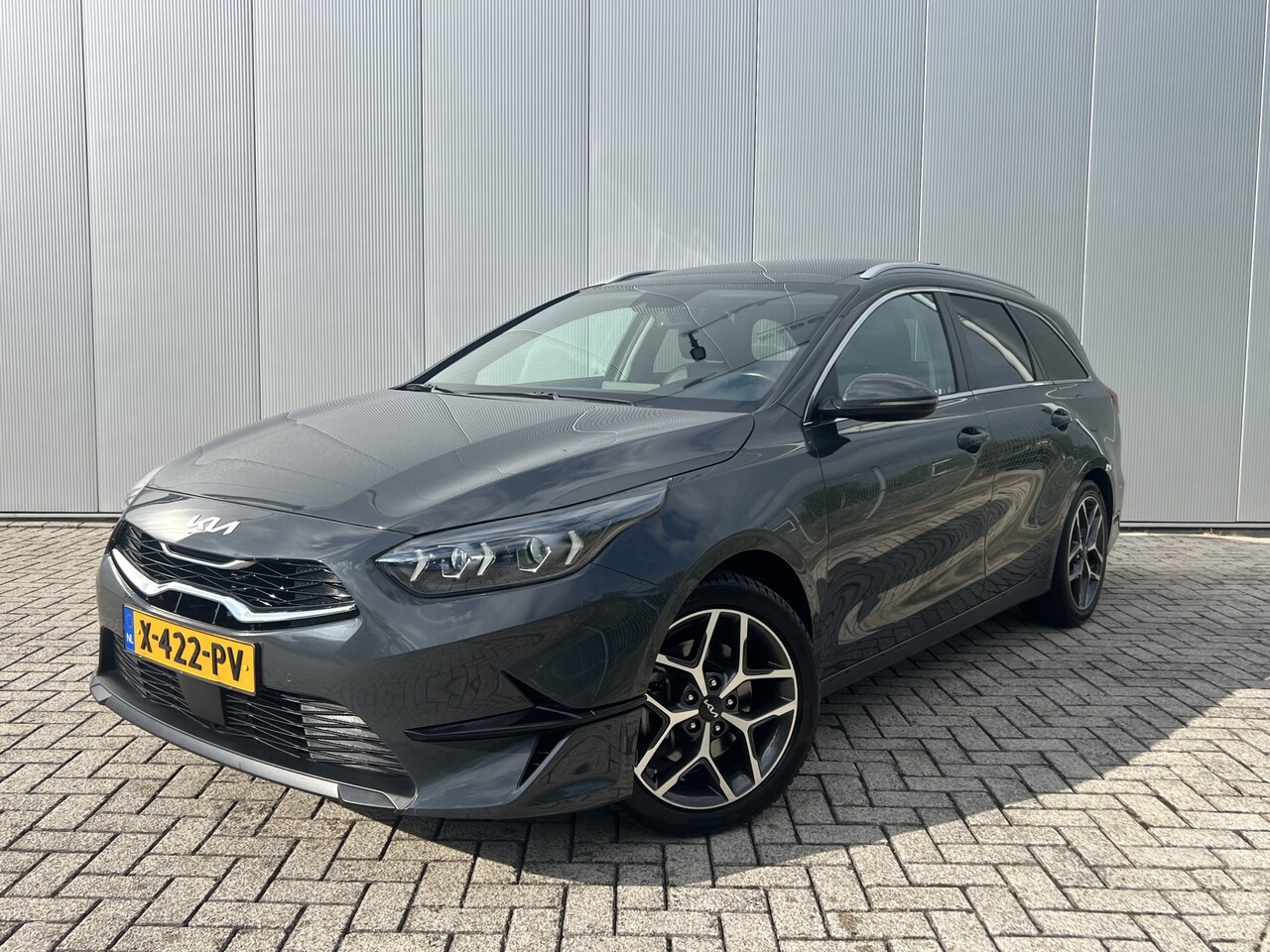 Kia Cee'd Sportswagon - Ceed 1.0 T-GDi ExecutiveLine Panoramadak Camera JBL Audio Stoelverwarming Stuurverwarming - AutoWereld.nl