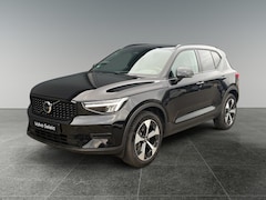 Volvo XC40 - 2.0 B4 Plus Dark | Trekhaak | Getint glas | Allseason banden | 19 inch |