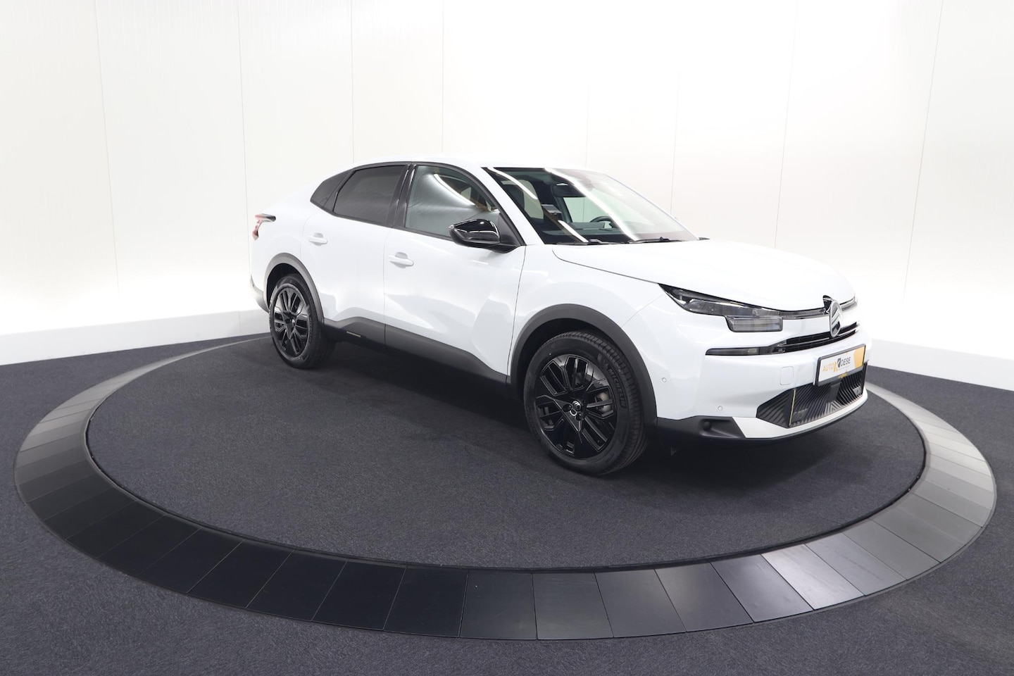 Citroën C4 X - 1.2 Hybrid 145 Max | Camera | Adaptieve Cruise Control | Apple Carplay - AutoWereld.nl