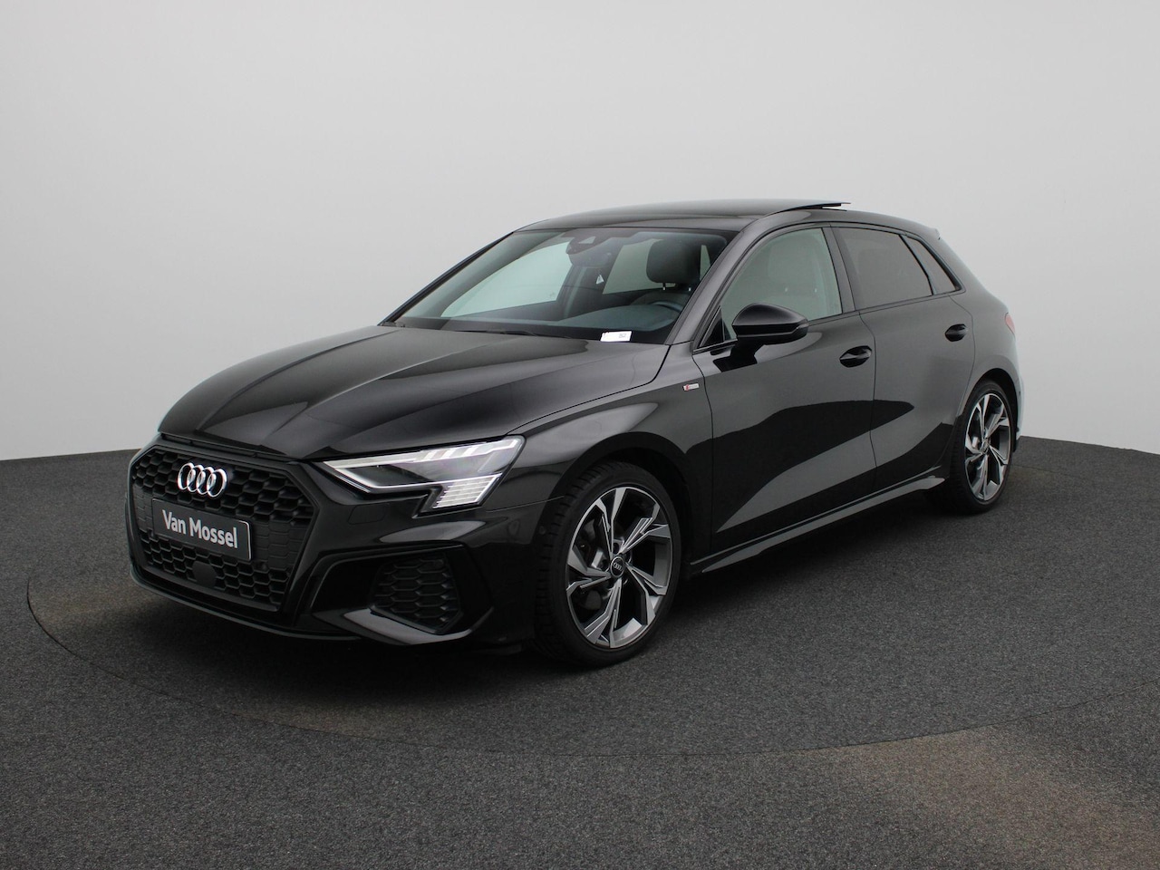 Audi A3 Sportback - 35 TFSI S edition | PANORAMADAK | LEDER | ACHTERUITRIJCAMERA | APPLE CARPLAY - ANDROID AUT - AutoWereld.nl