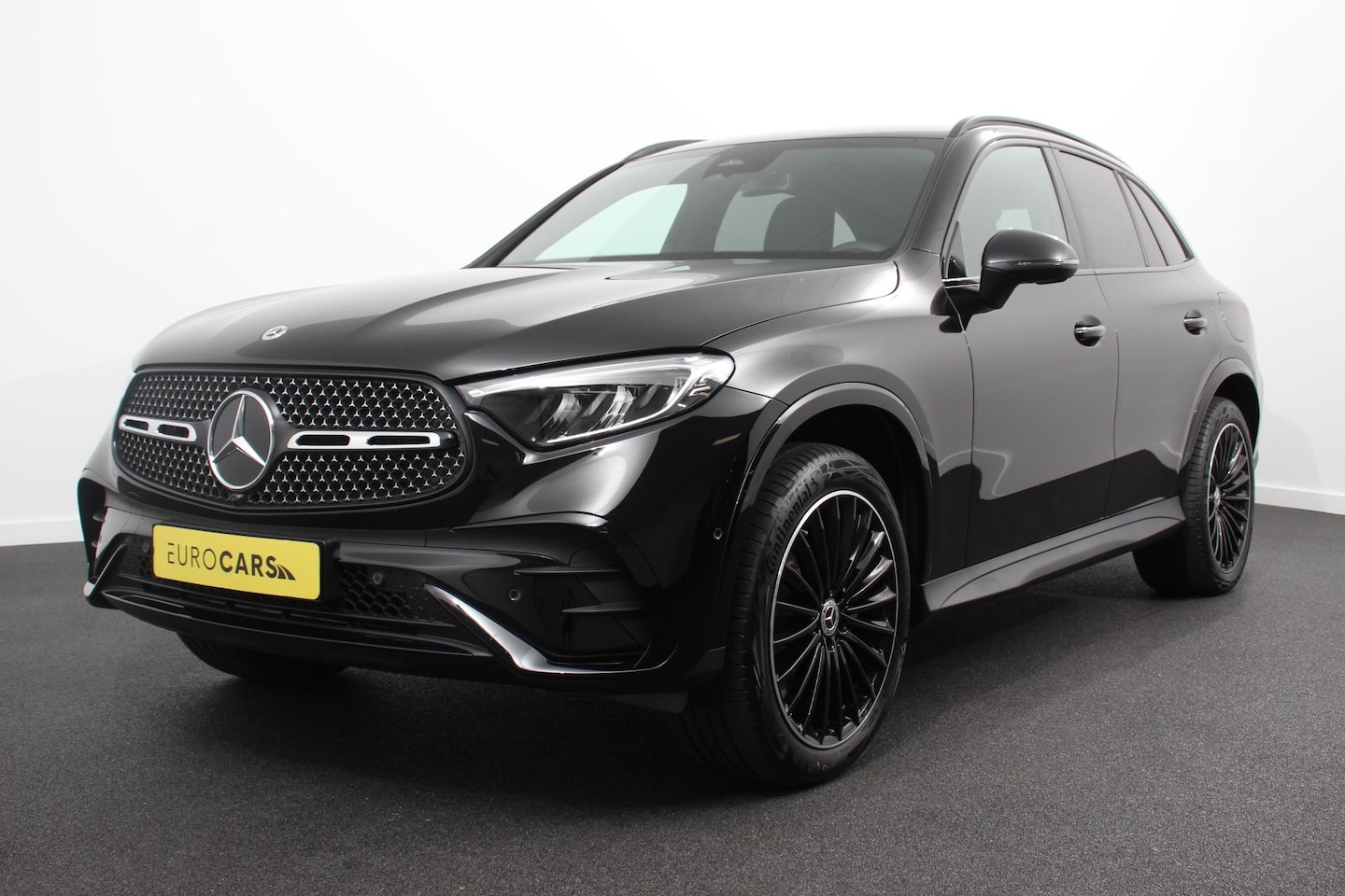Mercedes-Benz GLC-klasse - 300e 4MATIC AMG PHEV Line Night Pack Camera Navigatie Cruise Control Keyless Go Apple Carp - AutoWereld.nl