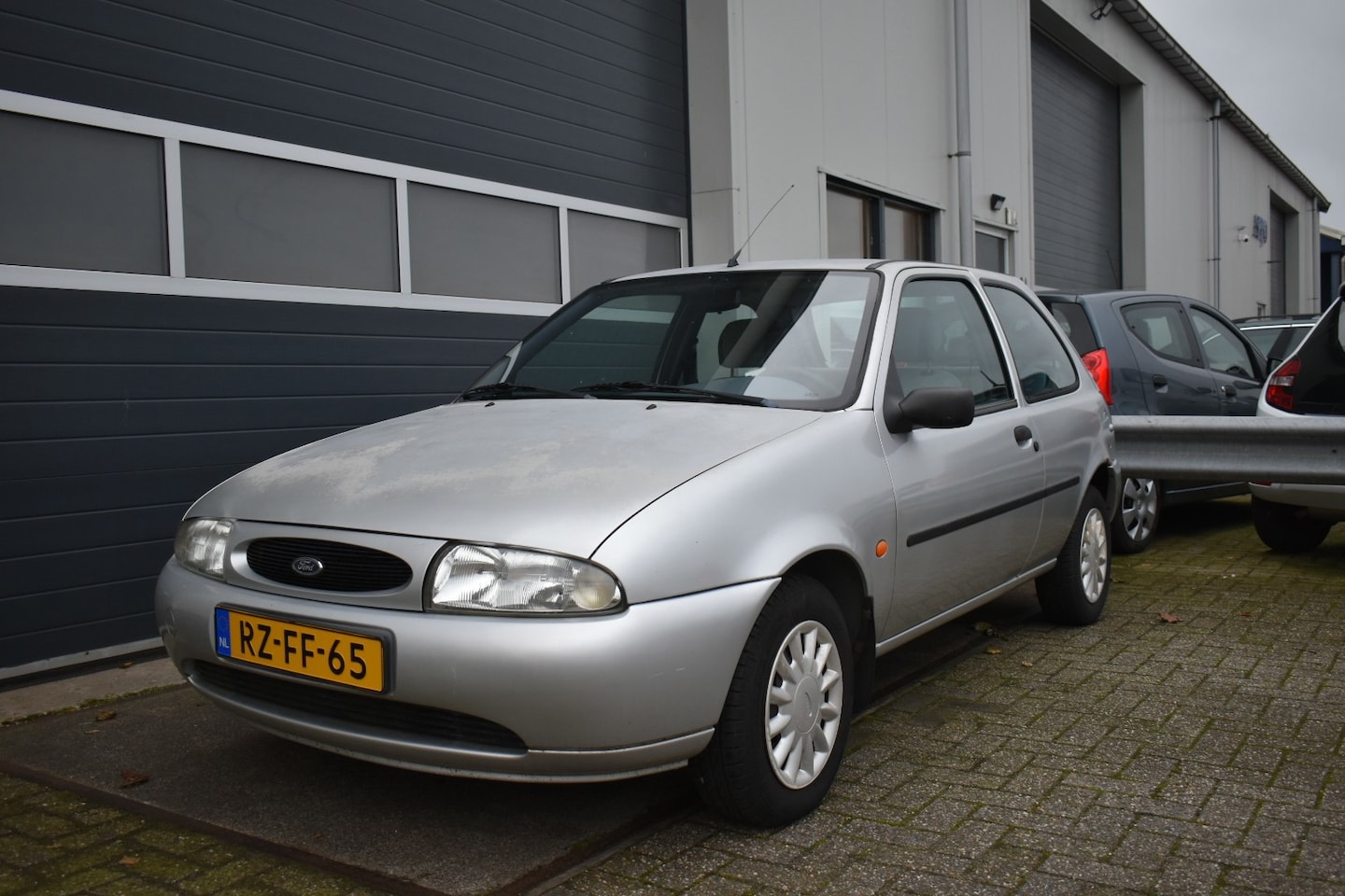Ford Fiesta - 1.25I CTX Automaat - AutoWereld.nl