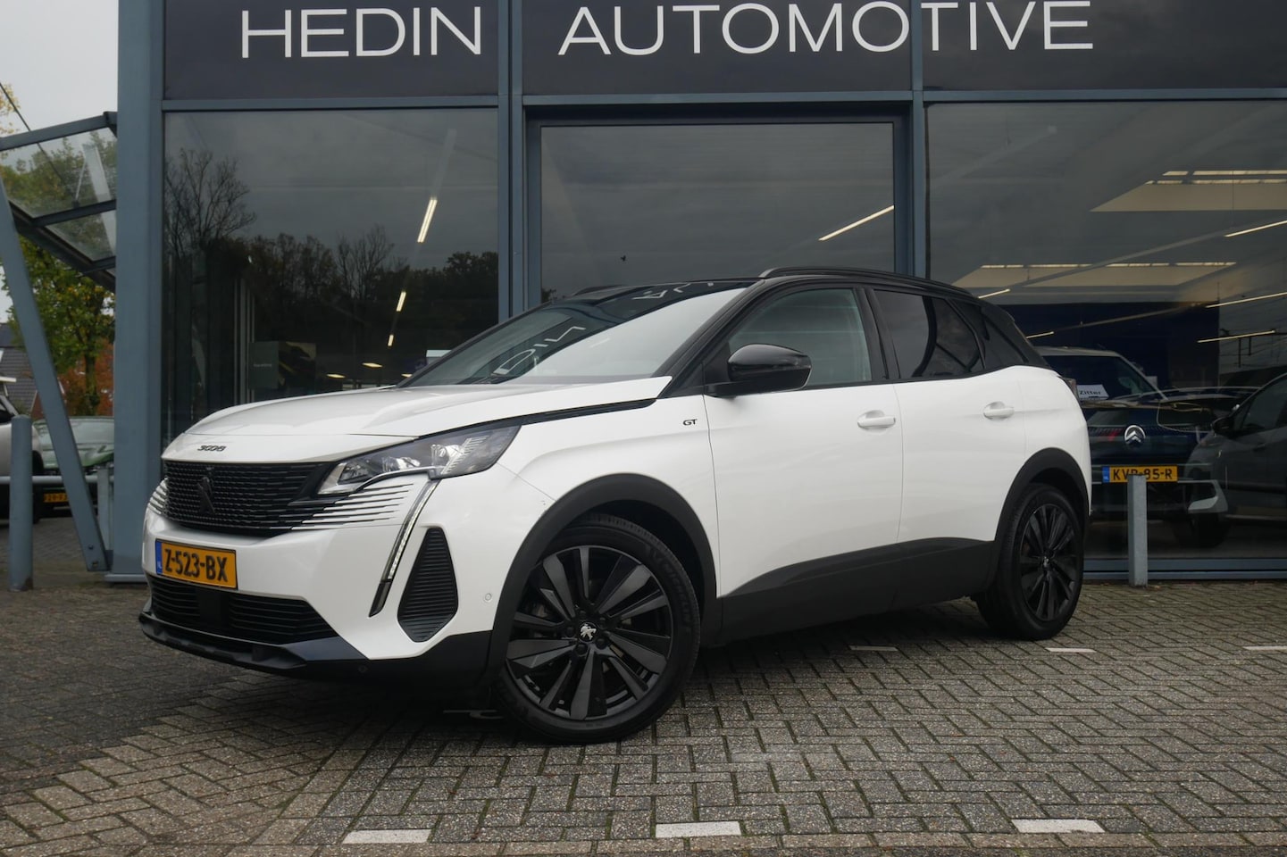 Peugeot 3008 - 1.2 Hybrid 136pk Turbo GT Black Pack | Trekhaak | Massage stoelen met verwarming en Geheug - AutoWereld.nl