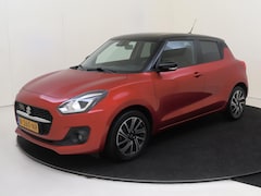 Suzuki Swift - 1.2 Style Smart Hybrid | Navigatie | Achteruitrijcamera | Stoelverwarming