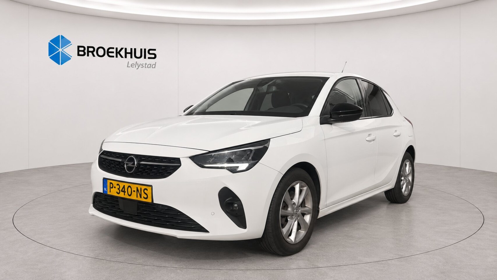 Opel Corsa - 1.2 TURBO 100PK ELEGANCE / NAVI / LEDER / CLIMA / LED / PDC / 16" LMV / KEYLESS / APPLE CA - AutoWereld.nl