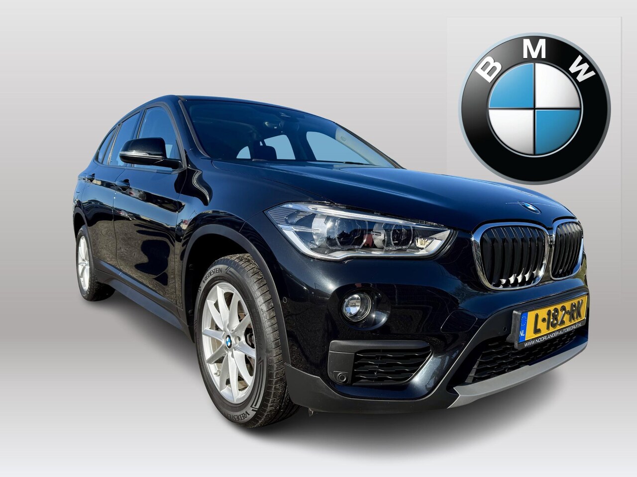 BMW X1 - xDrive20i High Executive | HUD | LED | xDrive | 192 PK - AutoWereld.nl