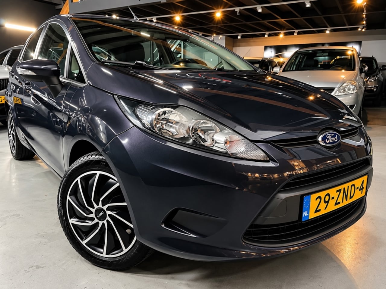 Ford Fiesta - 1.25 Champion airco distributieriem vervangen - AutoWereld.nl