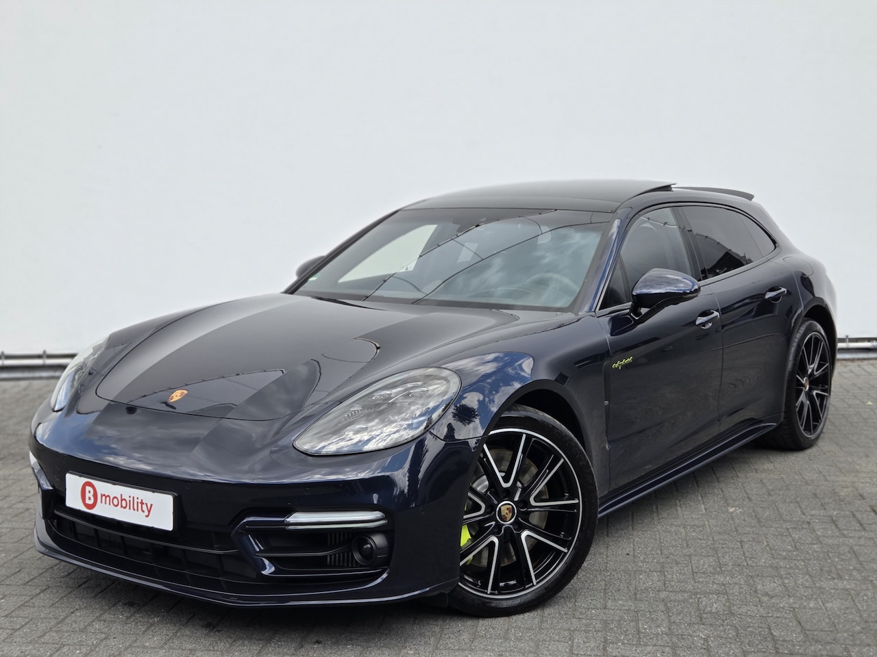 Porsche Panamera Sport Turismo - 2.9 4S E-Hybrid SportDesign Chrono Pakket Soft Close Panoramadak Dealer Auto | BOSE | Stoe - AutoWereld.nl