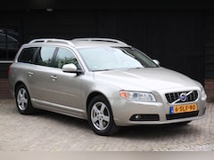 Volvo V70 - 2.5T Summum CNG/Xenon/Leer/Navigatie/Parkeersensor/Apk 06-2027