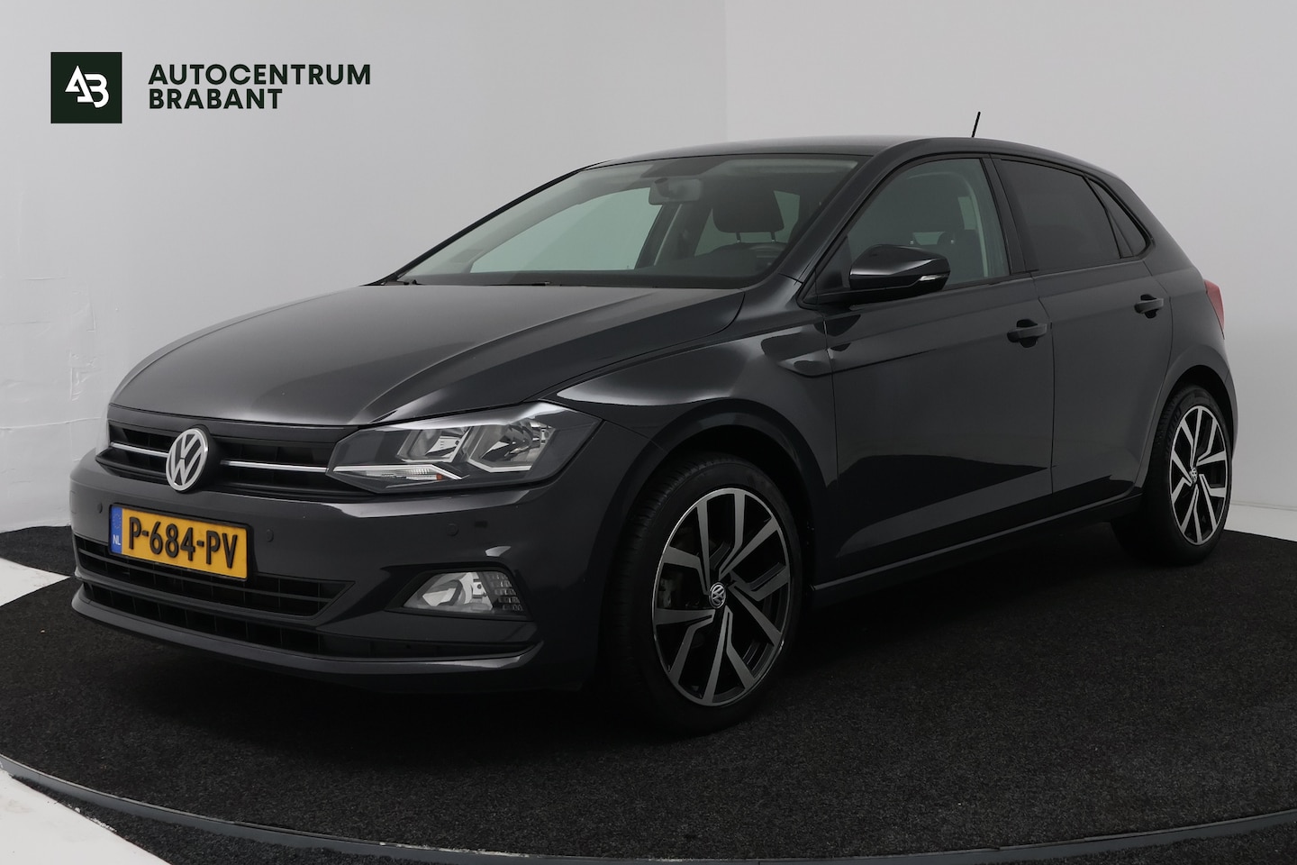 Volkswagen Polo - 1.0 TSI Beats (CAMERA, CRUISE CONTROL, NAVIGATIE CARPLAY, PARKEERSENSOREN) - AutoWereld.nl