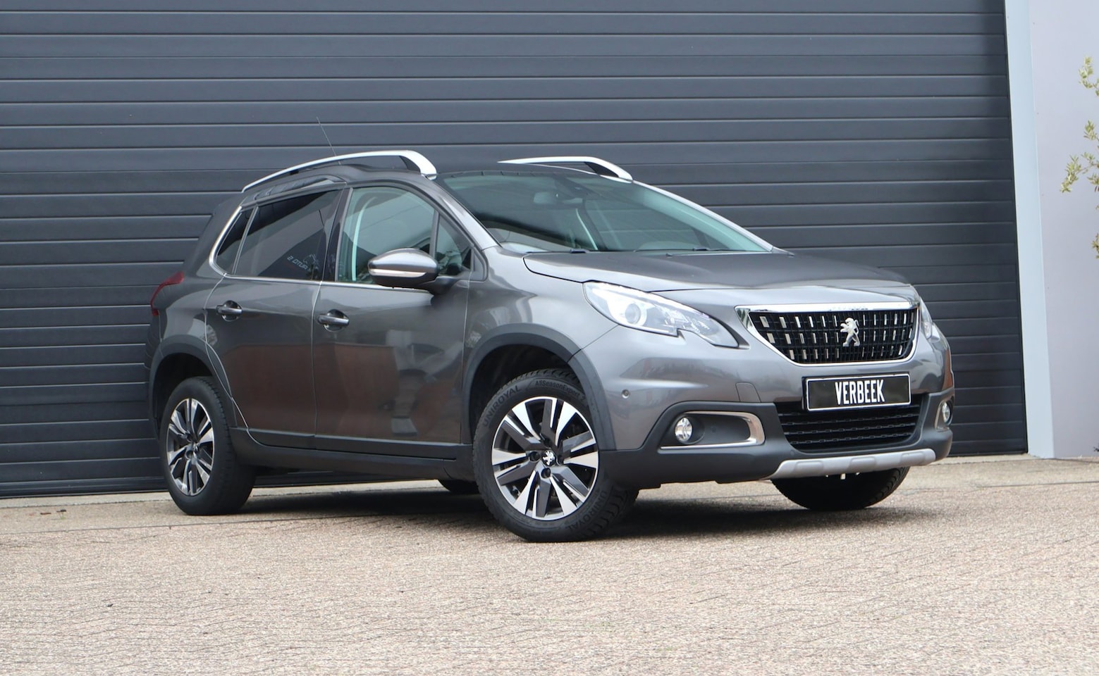 Peugeot 2008 - 1.2 PureTech GT-line Pano/Navi/Leder/PDC/Carplay/Automaat - AutoWereld.nl