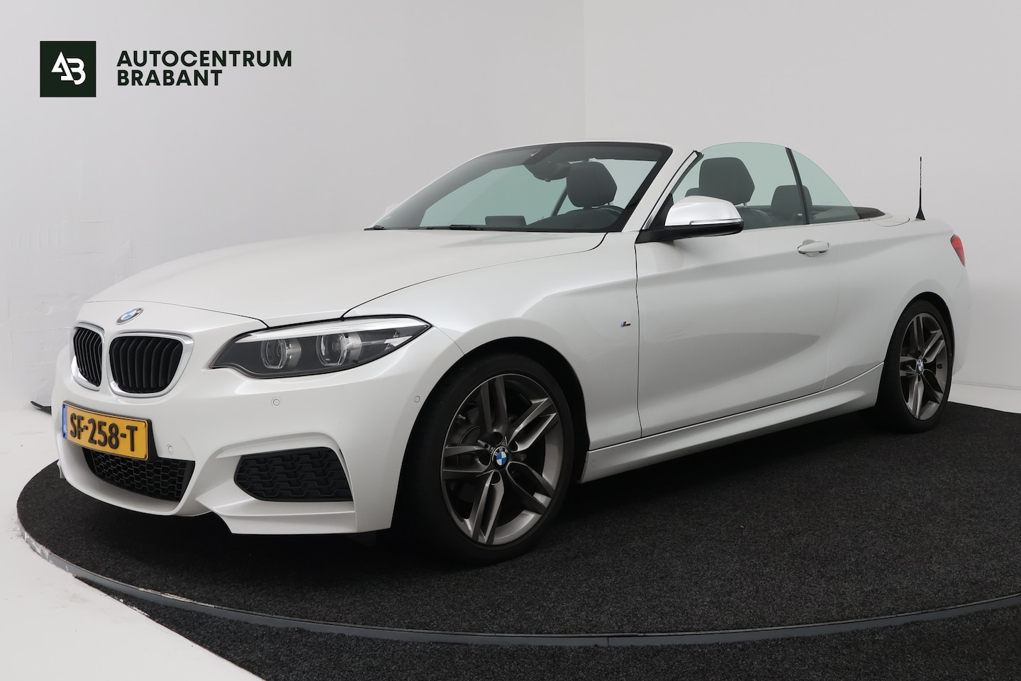 BMW 2-serie Cabrio - 218i High Executive (CAMERA, STUUR/STOELVERWARMING, CRUISE CONTROL, DIGITALE COCKPIT) - AutoWereld.nl