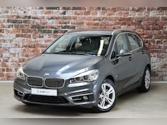 BMW 2-serie Active Tourer - 220i High Executive Luxury Line Automaat / Navigatiesysteem Plus / Trekhaak / Adaptieve LE