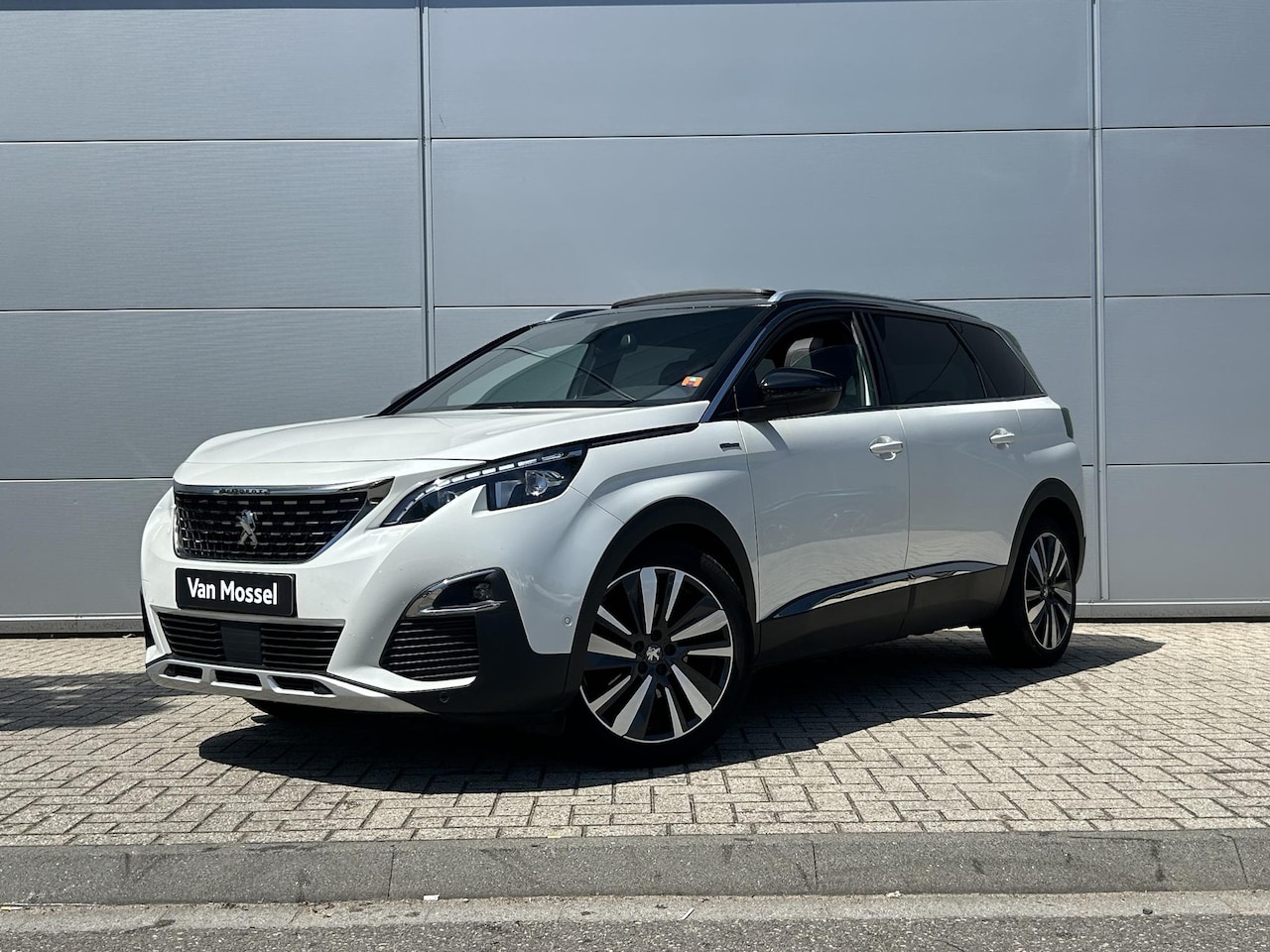 Peugeot 5008 - 1.2 PureTech GT-Line Avantage | Panoramisch schuifdak | Adaptieve Cruise Control | Camera - AutoWereld.nl