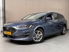 Ford Focus Wagon - 1.0 Eco Hybrid Titanium Sync-4 Groot Navi Full LED Privacy glass NL-Auto 23.000km
