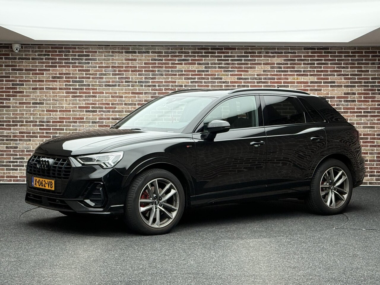 Audi Q3 - 45 TFSI quattro S Line Panorama | Elekt. verstelbare stoel | Stoelverwarming | Bekabeld Ap - AutoWereld.nl