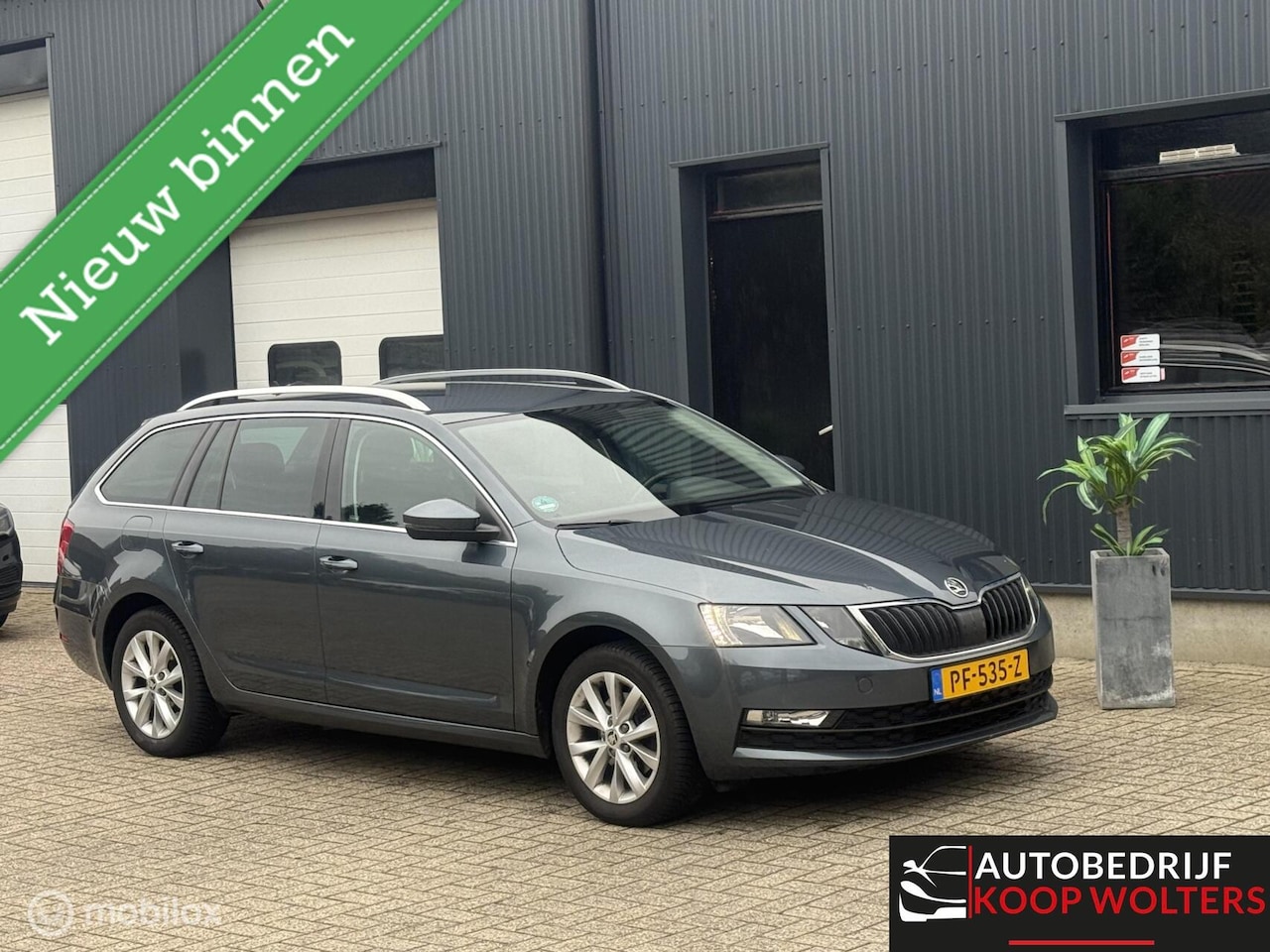 Skoda Octavia Combi - 1.0 TSI Business NAVI LED - AutoWereld.nl