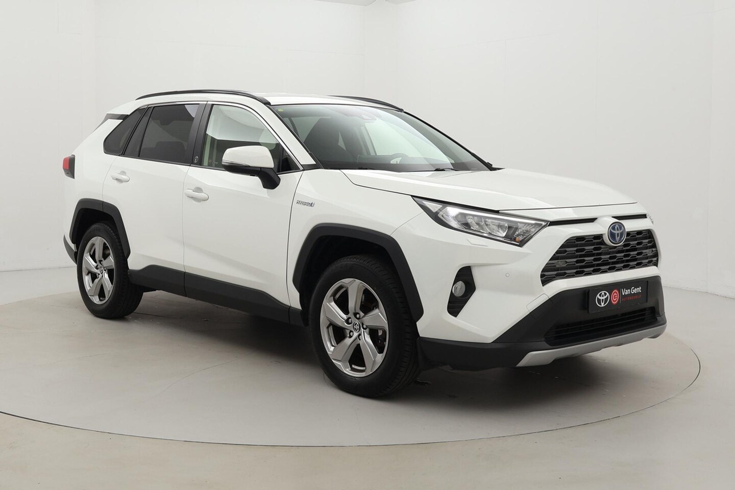 Toyota RAV4 - 2.5 Hybrid AWD Dynamic | Trekhaak (1.650 KG) | Dodehoek detectie | Stoel-/stuurverwarming - AutoWereld.nl