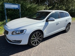 Volvo V60 - 2.4 D5 Twin Engine Special Edition | Automaat | Strakke auto bomvol opties
