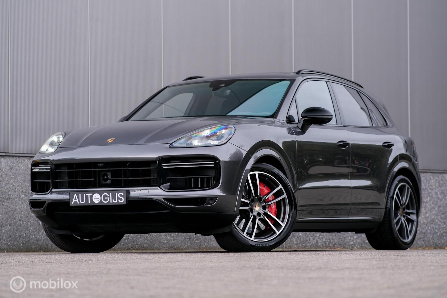 Porsche Cayenne - 4.0 Turbo 550 pk | PDLS+ | PSCB | Sport Chrono + | Alcantara | Trekhaak | Panorama | Softc - AutoWereld.nl