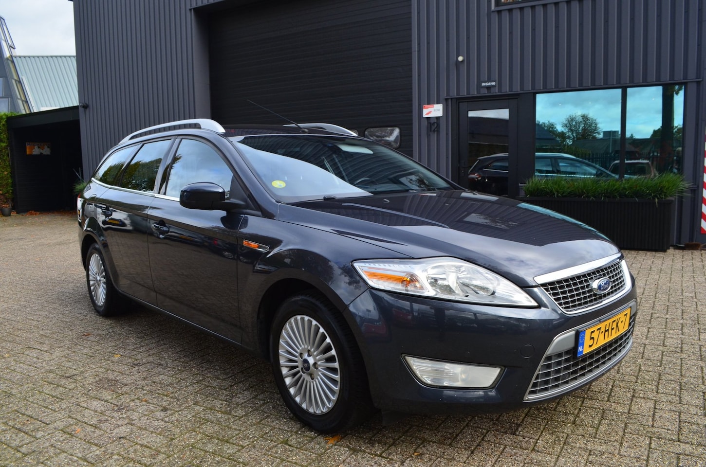 Ford Mondeo Wagon - 2.0-16V Titanium | Trekhaak | Navi - AutoWereld.nl