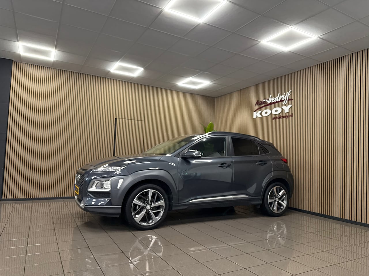 Hyundai Kona - 1.0 T-GDI Comfort * Trekhaak / Carplay / Stoelverwarming / Camera / 18" LM Velgen * - AutoWereld.nl