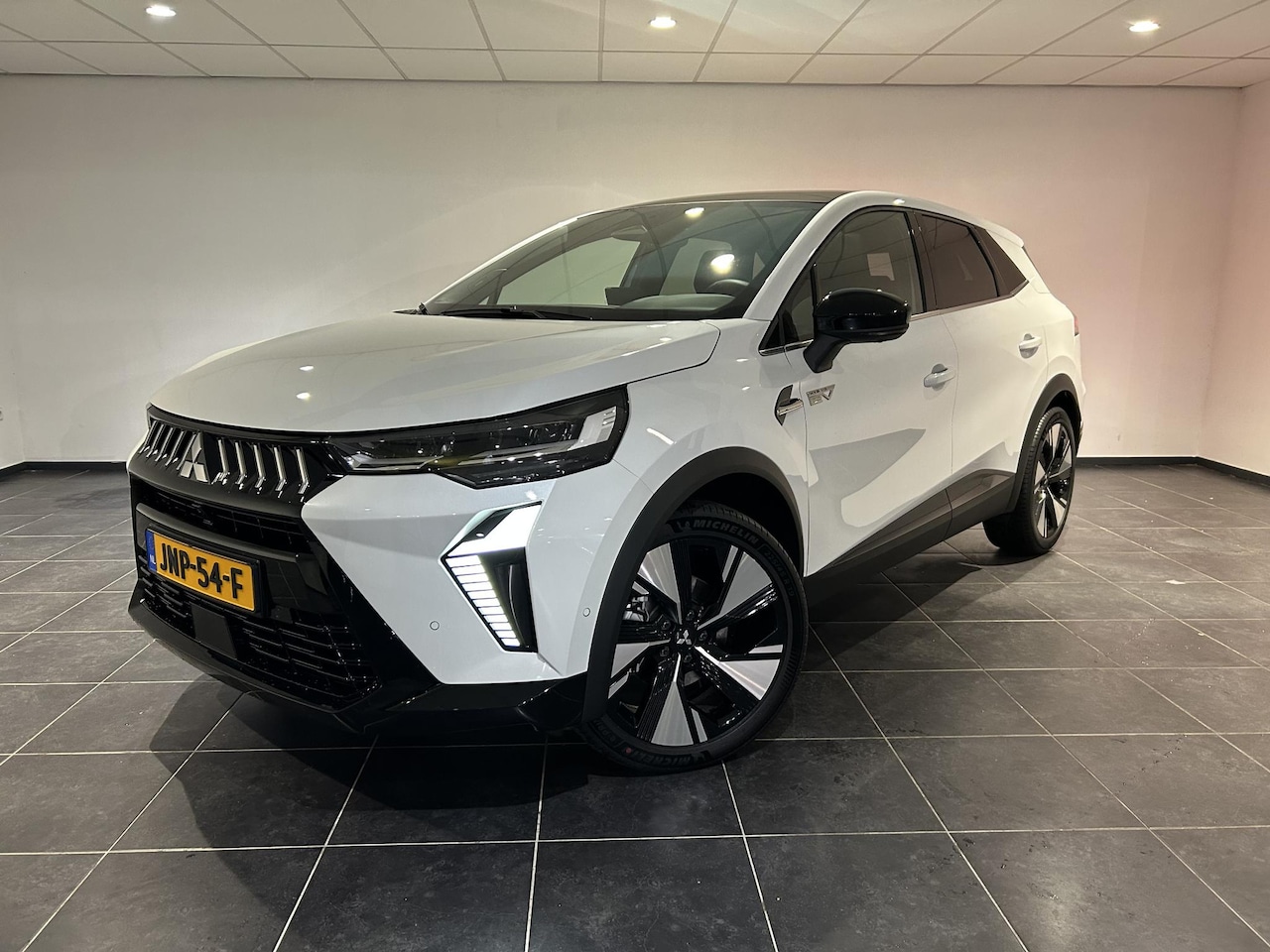 Mitsubishi Grandis - 1.8 HEV Instyle | Panoramadak | Harman / Kardon | Stoel + stuurverwarming | - AutoWereld.nl