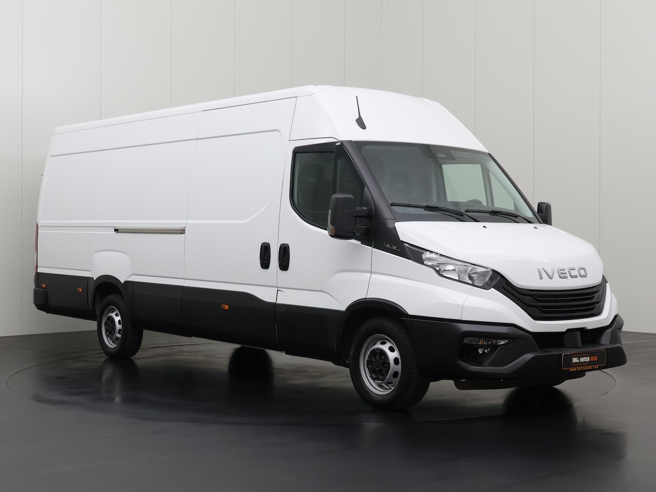 Iveco Daily - 35 S 16 35S16 L3H2 Maxi | Nieuw model 2025 | Digital Cockpit | Airco | 3-Zits | Betimmering | Mult - AutoWereld.nl