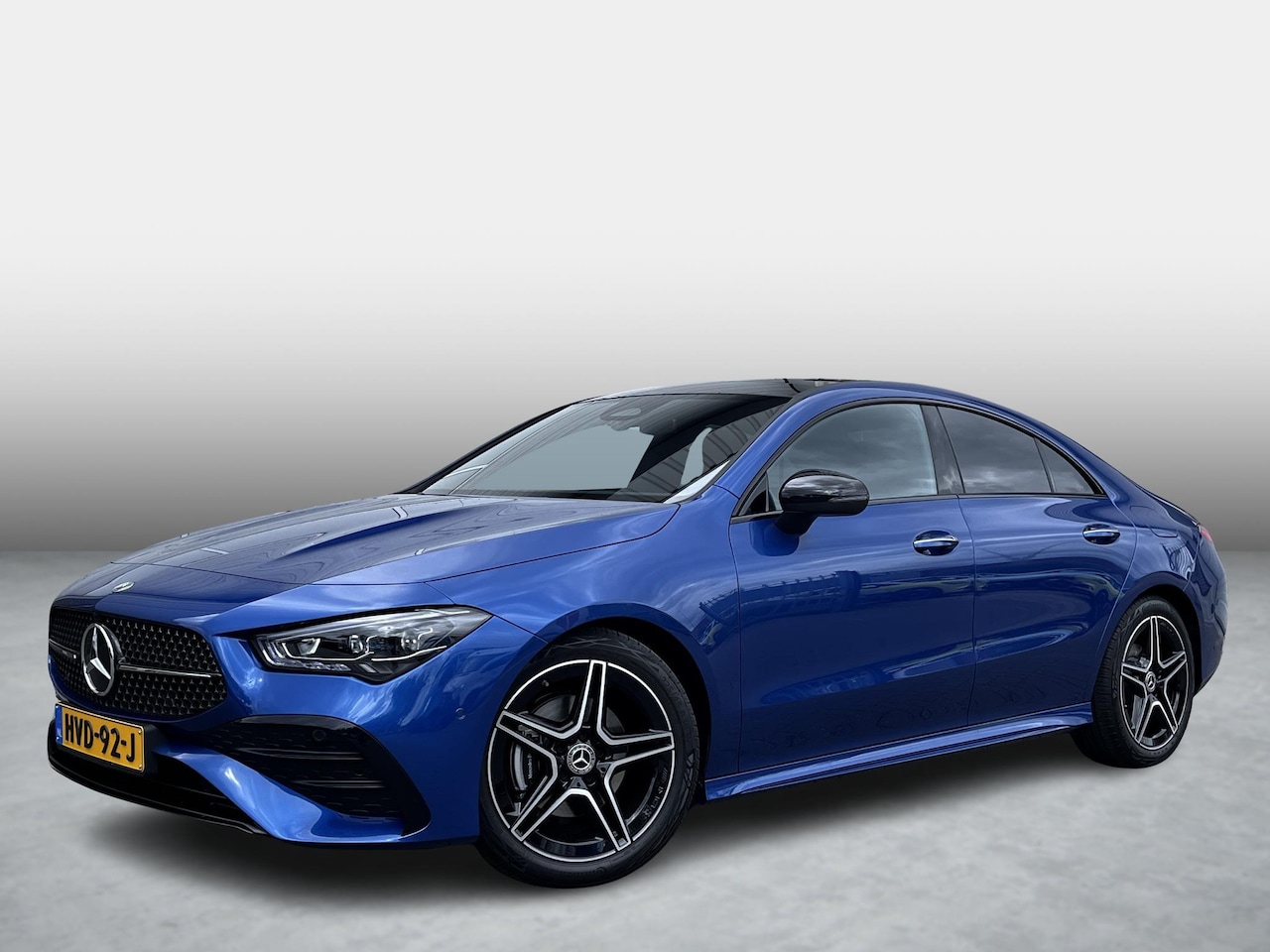 Mercedes-Benz CLA-Klasse - 180 Business Solution AMG | Panoramadak | Bruin Interieur | Night Pakket | MULTIBEAM LED K - AutoWereld.nl