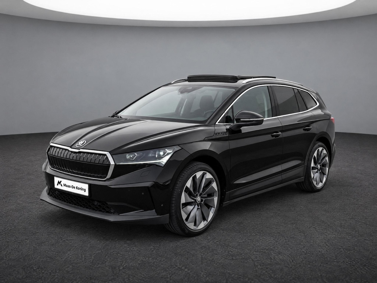 Skoda Enyaq iV - 80 150kW/204PK · Panoramadak · Leder · Navigatie · Apple/Android Car Play · Camera - AutoWereld.nl