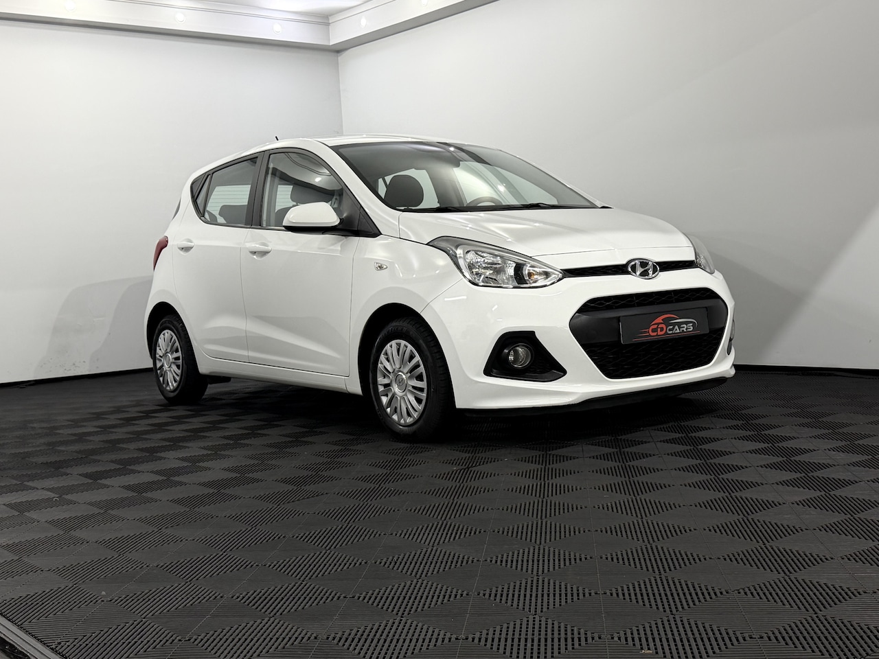Hyundai i10 - 1.0i i-Motion Comfort Clima, Radio, Cruise control, A start stop, Mistlamp - AutoWereld.nl