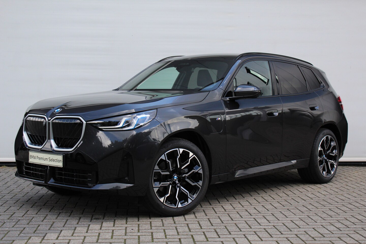 BMW X3 - 30e xDrive M Sport Automaat Head-up Display / Trekhaak / Panoramadak / Sportstoelen / Comf - AutoWereld.nl