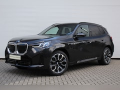 BMW X3 - 30e xDrive M Sport Automaat Head-up Display / Trekhaak / Panoramadak / Sportstoelen / Comf