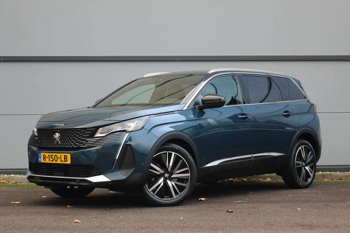 Peugeot 5008 - 1.6 180PK GT Pack Business | Trekhaak | Adaptive | Massage | Memory | Focal | Elek. Achter - AutoWereld.nl