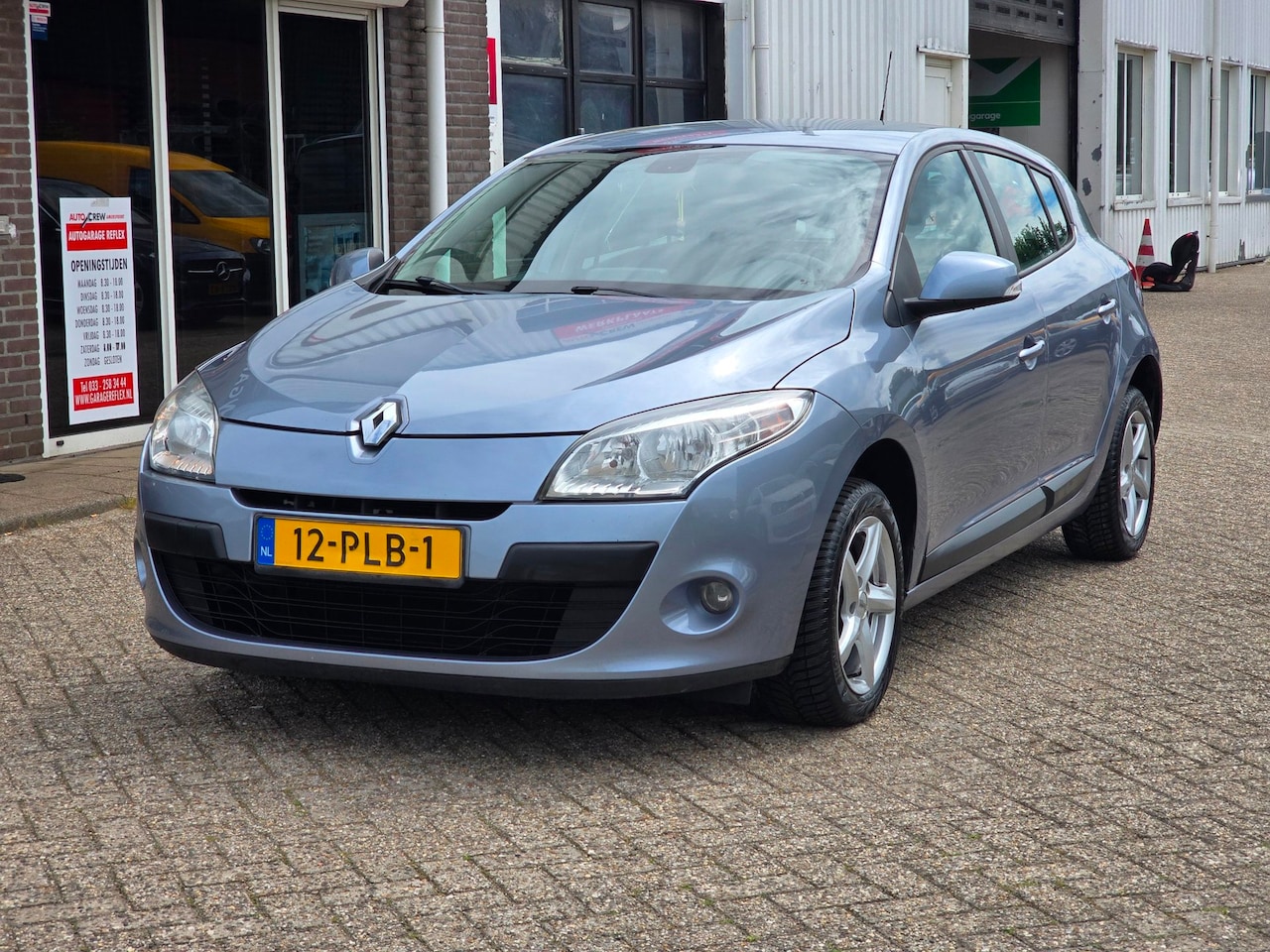 Renault Mégane - 1.6 Expression 1.6 Expression - AutoWereld.nl