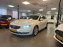 Volvo V60 - 2.4 D6 AWD Plug-In Hybrid Summum