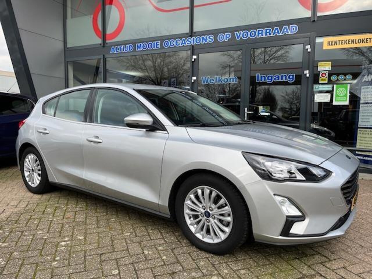 Ford Focus - 1.0 EcoBoost Titanium Business 1.0 EcoBoost Titanium Business - AutoWereld.nl