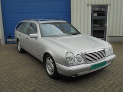 Mercedes-Benz E-klasse Combi - 320 Avantgarde Japan 111248 km