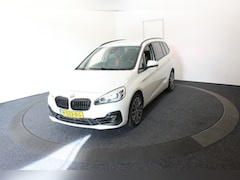 BMW 2-serie Gran Tourer - 220 7P M-Sport 192 PK Paremoer lak Trekhaak Executive