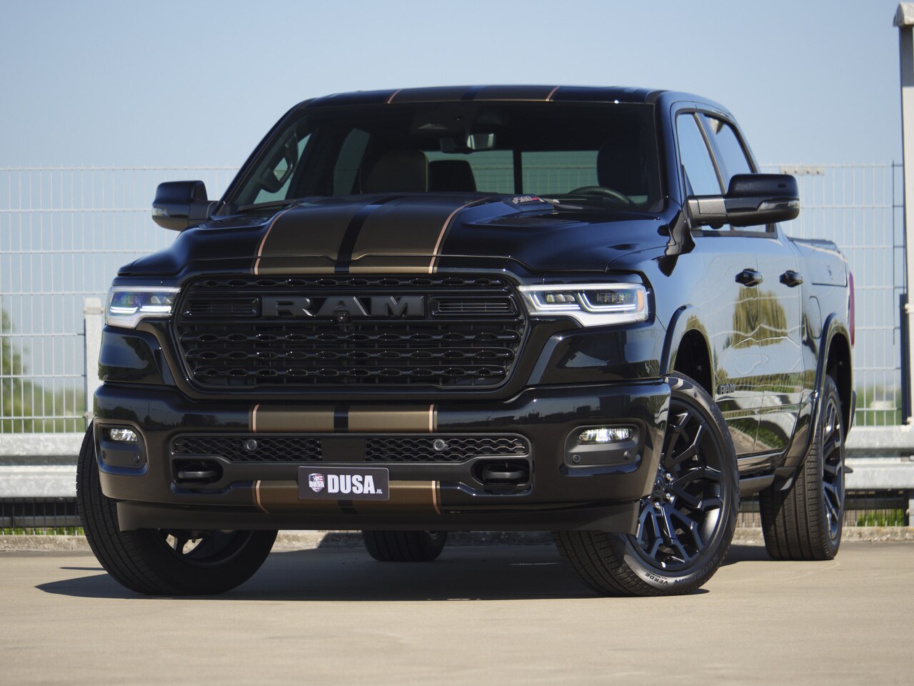 Dodge Ram 1500 - | Limited | 3.0L Twin-Turbo I6 | High Output | BPM-VRIJ Passenger Display | 14,4 Touch Scr - AutoWereld.nl
