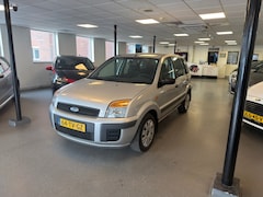 Ford Fusion - 1.4-16V Champion