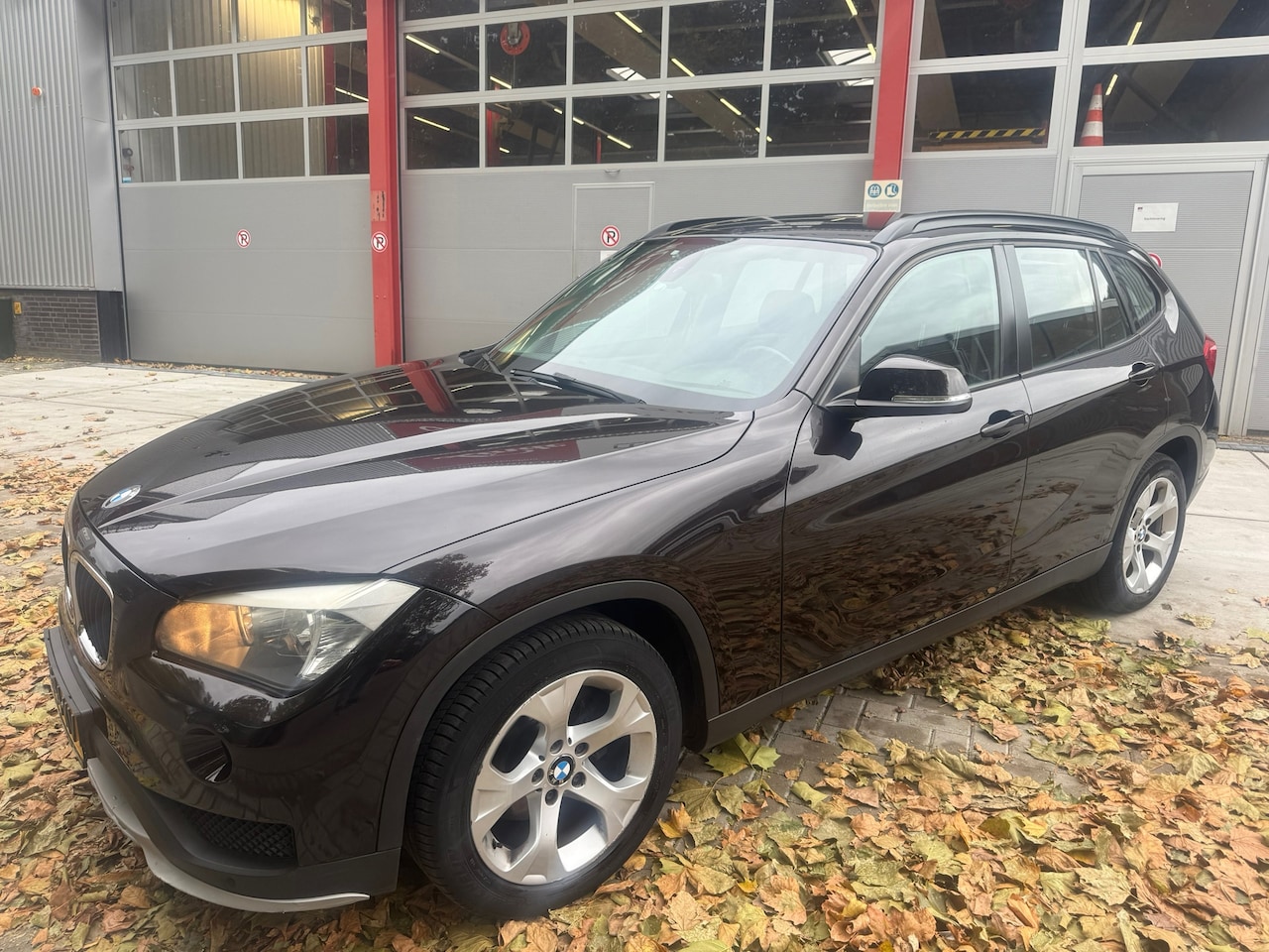 BMW X1 - XDrive20i Business AUTOMAAT - AutoWereld.nl