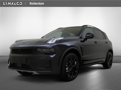 Lynk & Co 01 - | MORE | Panoramadak | 360° camera |