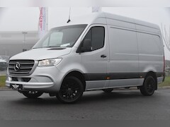 Mercedes-Benz Sprinter - 319 V6 3.0 CDI L2H2 Camera, Cruise, 10, 5'' Mbux, Automaat, Carplay, Multimedia, Trekhaak,