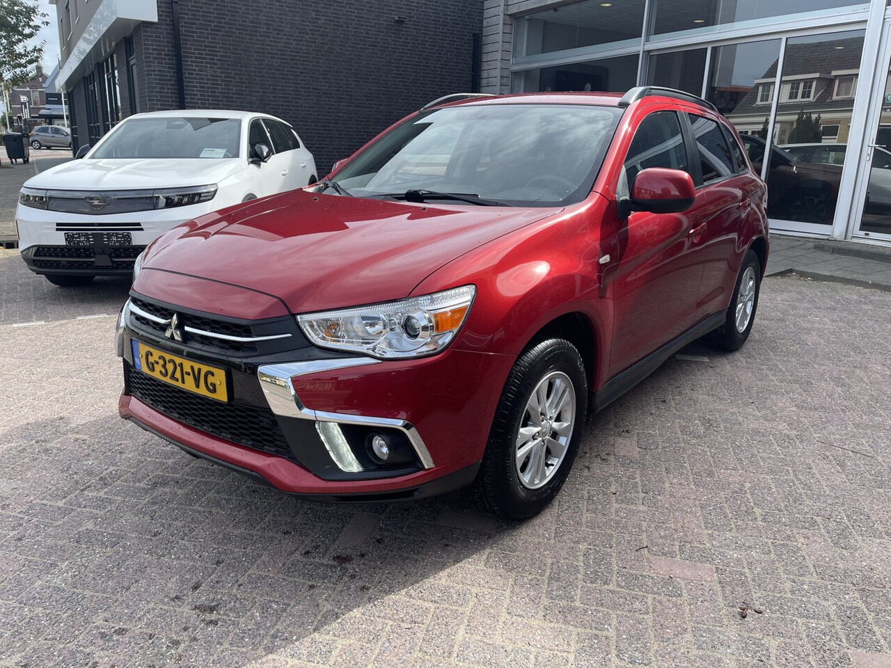 Mitsubishi ASX - 1.6 Cleartec Life Trekhaak / ECC / parkeer sensor. - AutoWereld.nl