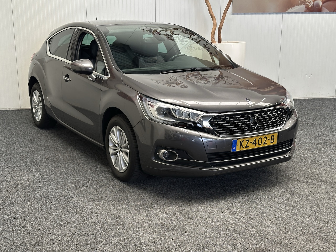 DS 4 - 1.6 THP 165PK AUTOMAAT CHIC NAVIGATIE CRUISE CONTROL CLIMATE CONTROL BLUETOOTH TELEFOON ME - AutoWereld.nl